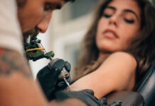 Higiena świeżego tatuażu